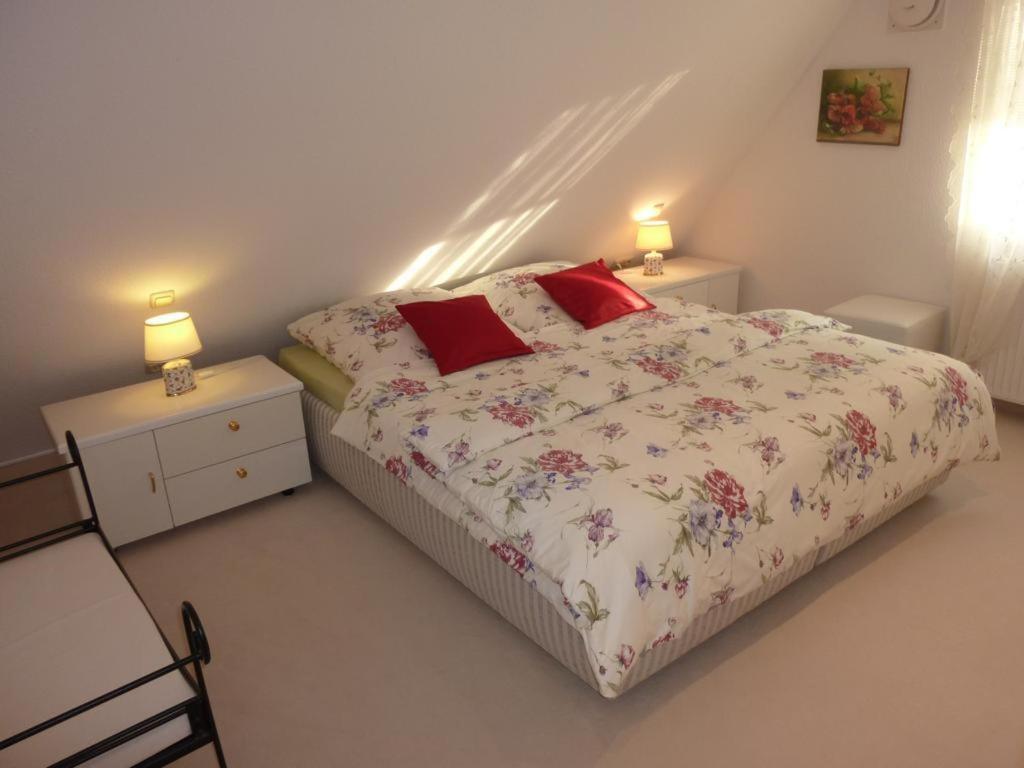 Ferienwohnung 3-Zimmer, 58 qm mit Garten, zum Strand 300 m mit Komfort-Ausstattung Timmendorfer Strand Exterior foto